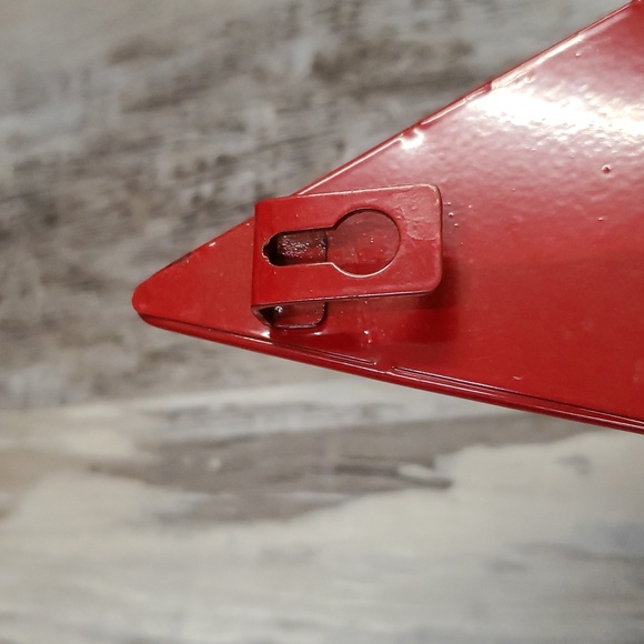 Red Metal Star Wall Decor - Picture 5 of 7